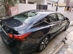 نيسان ألتيما